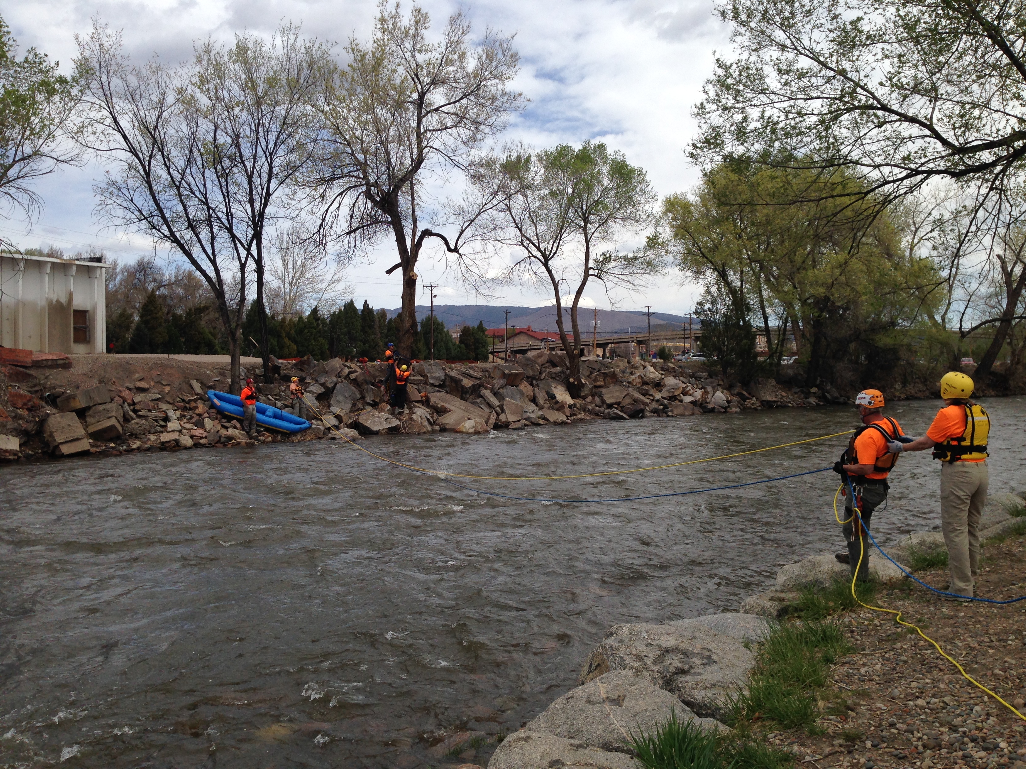Swiftwater Training 04-26-14 005